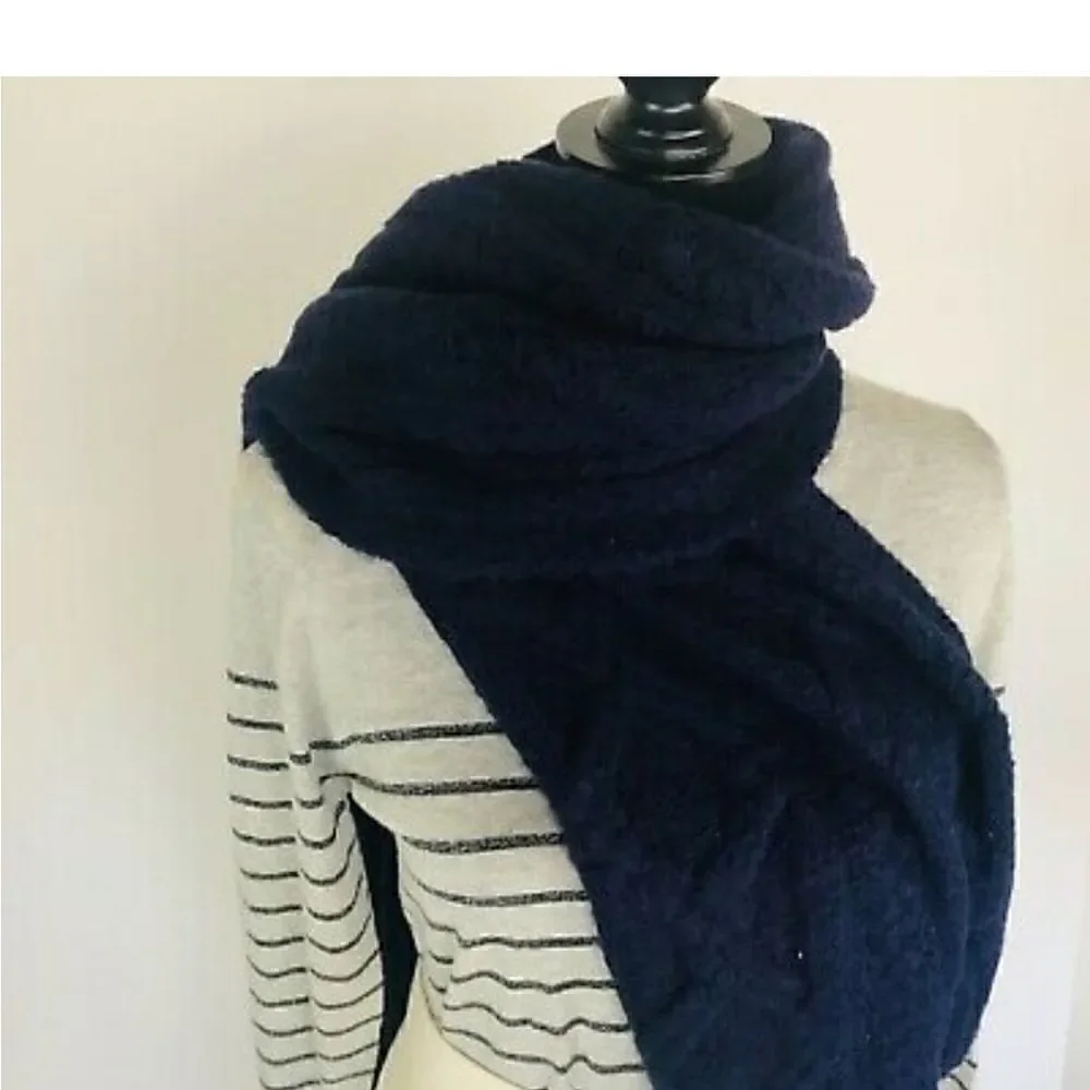NWT J CREW  Cable knit Scarf